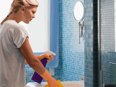 Our 5 Best Bathroom Cleaning Shortcuts
